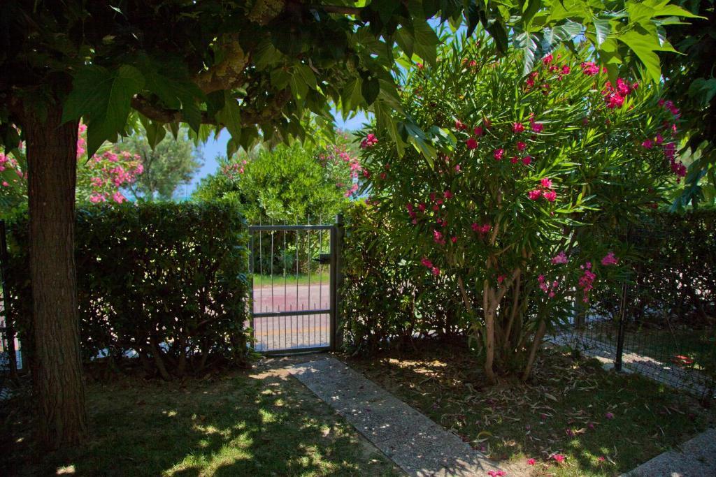 Residence Casabianca Porto San Giorgio Exterior foto