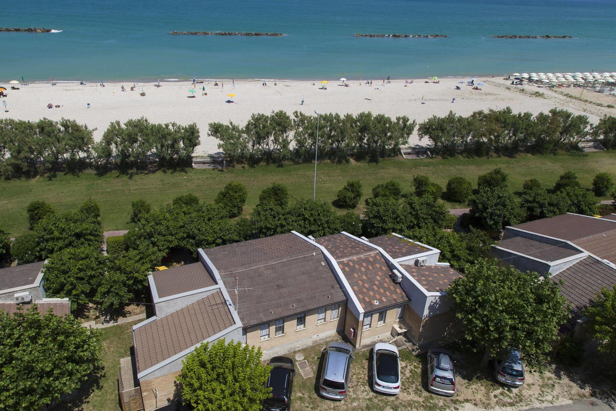Residence Casabianca Porto San Giorgio Exterior foto